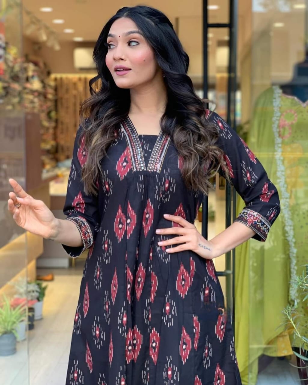Kalaai Designer Printed Cotton Bland Kurti With Bottom Dupatta Suppliers In India
